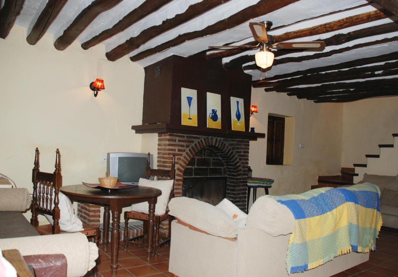 Gasthaus Molino Jabonero Villanueva del Trabuco Exterior foto